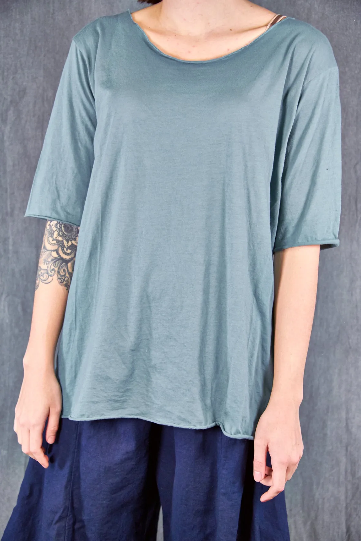 1569 Layering Top La Mer-U