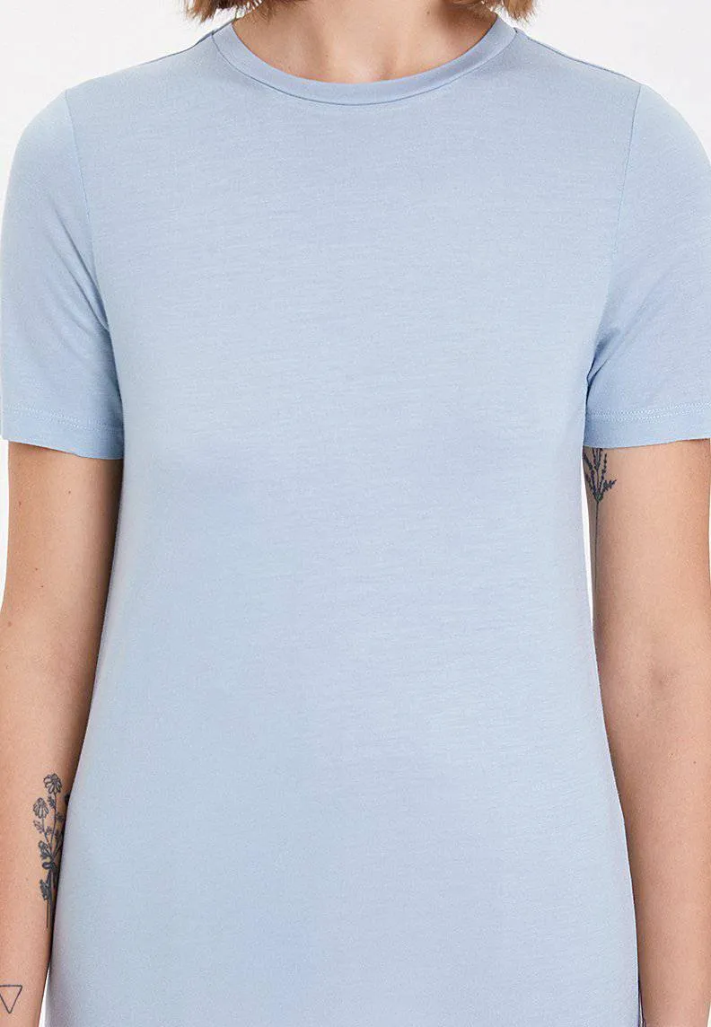 Açık Mavi Basic Bisiklet Yaka Viskon Kadın T-Shirt ESSENTIALS CREW NECK LOOSE