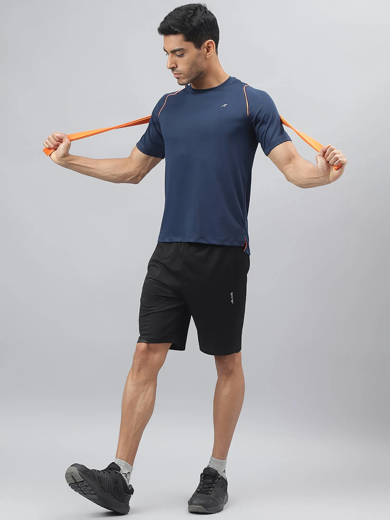 Alcis Men Navy Anti-Static Slim-Fit Round Neck Training T-Shirt