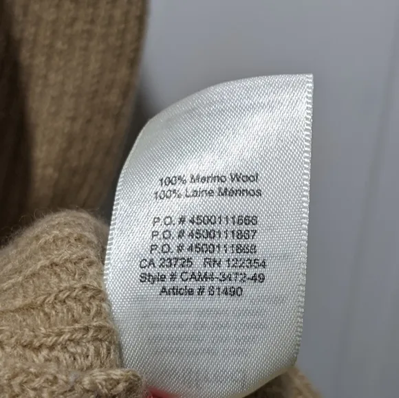 Aritzia Wilfred | Olivie long, merino-wool cardigan vest in Camel