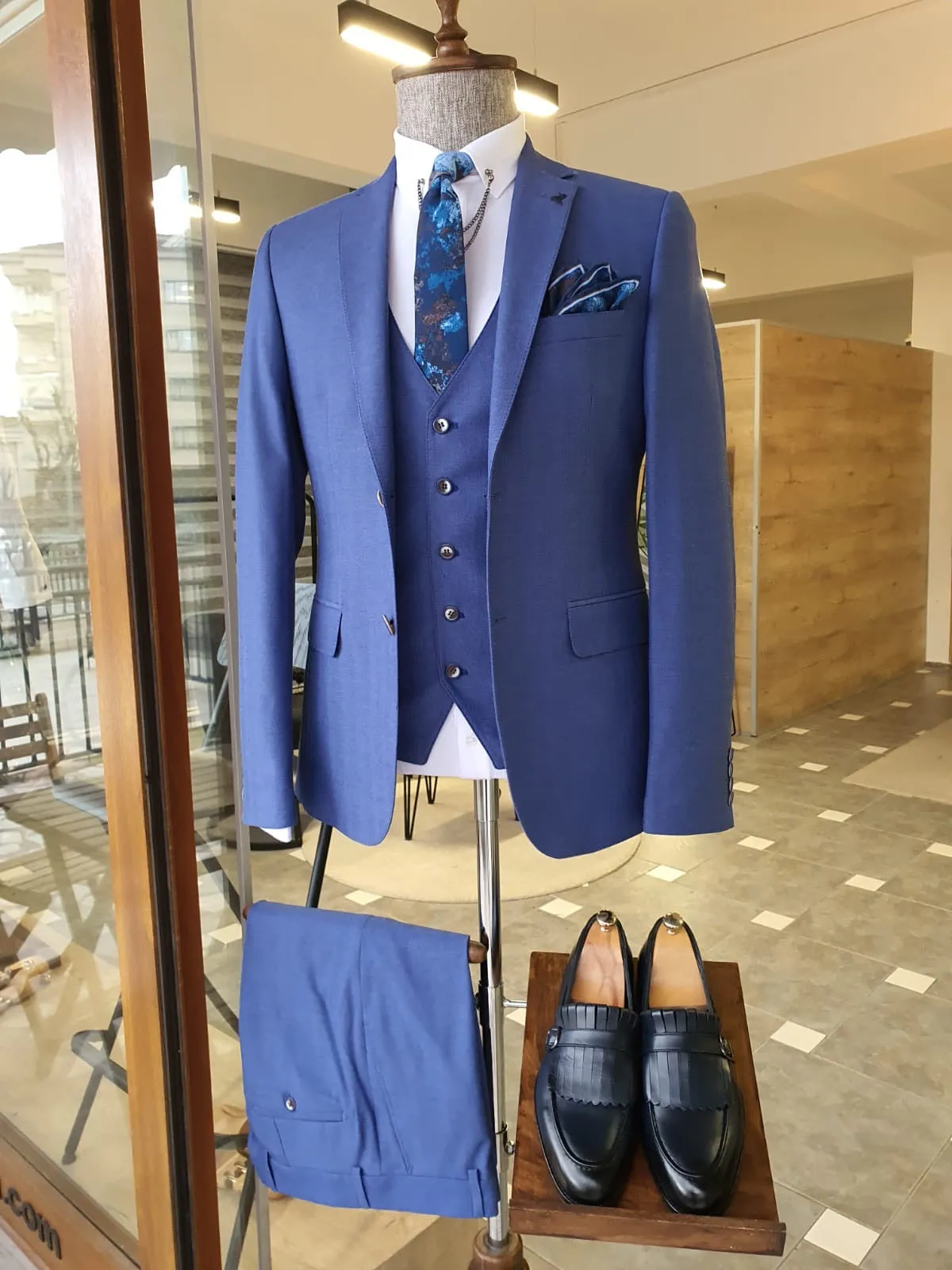 Bristol Blue Slim Fit Suit - A Modern Classic for Every Occasion