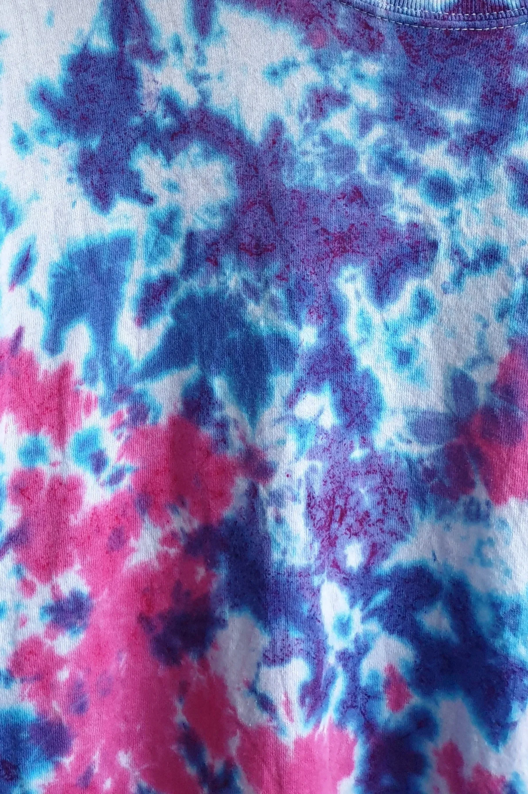 Build Your Hand Designed Loose Tie-Dye Crop Top