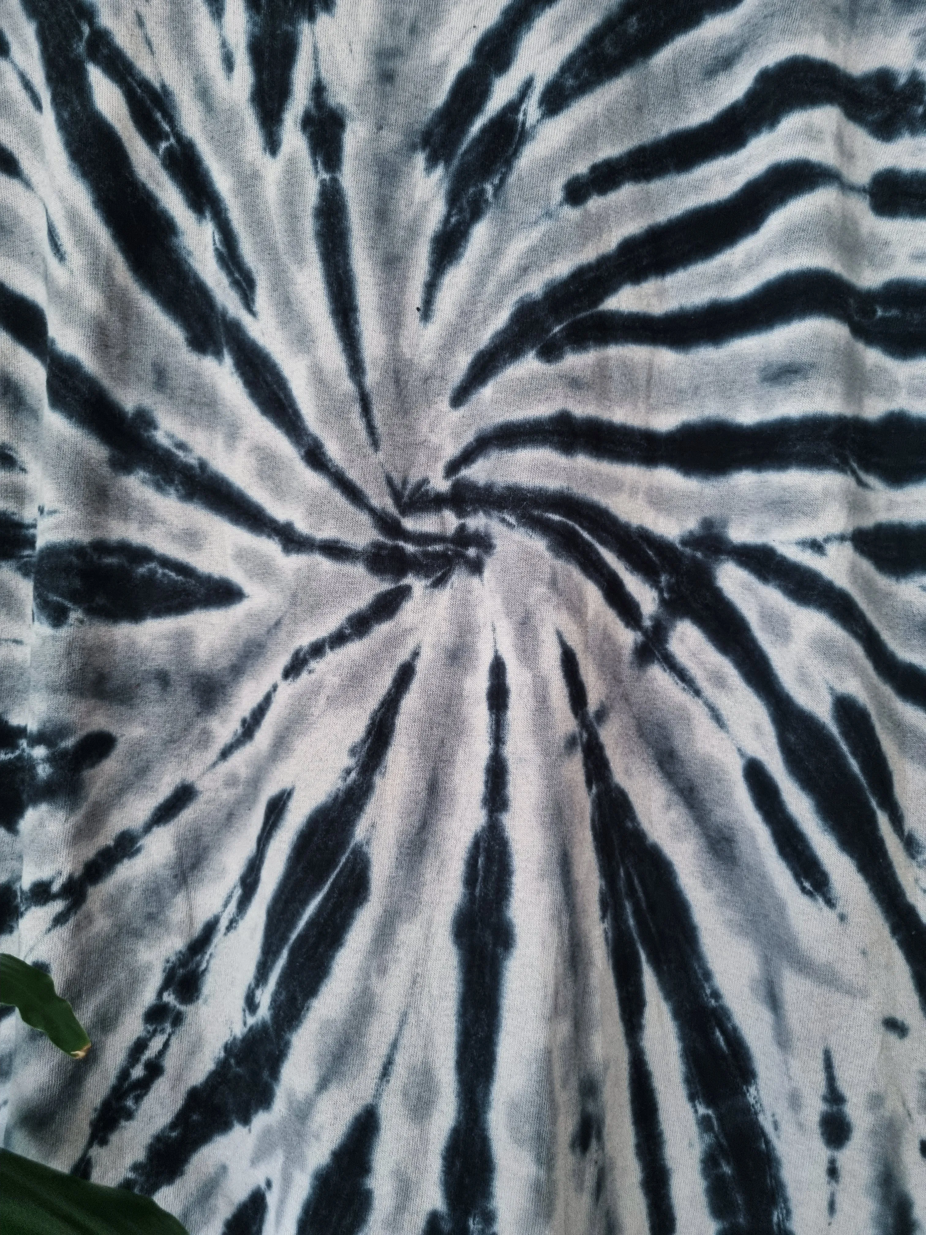 Build Your Hand Designed Loose Tie-Dye Crop Top