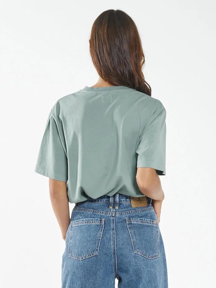 CASSIDY'S MERCH TEE