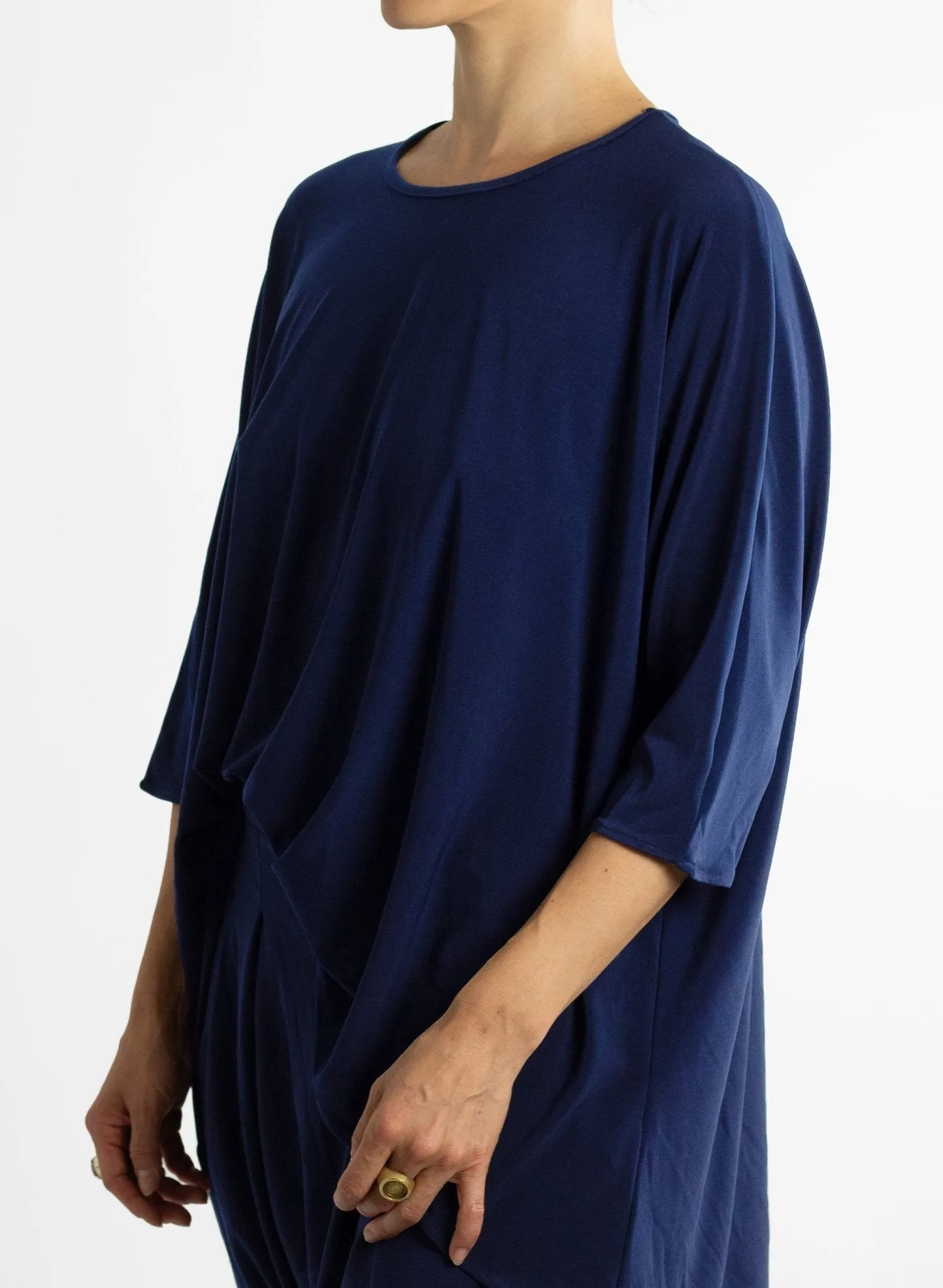 Concave Hem Tee - Navy
