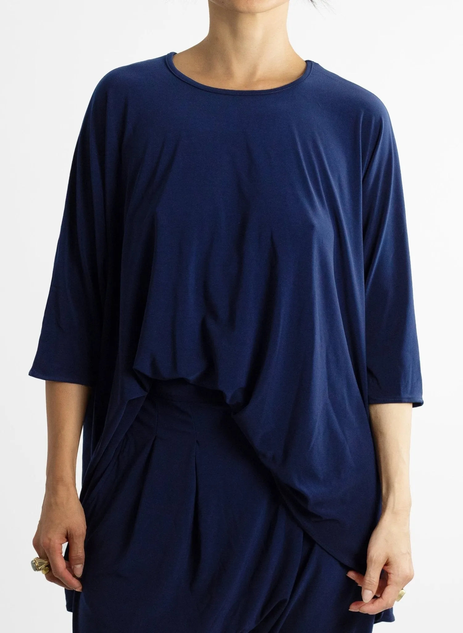 Concave Hem Tee - Navy