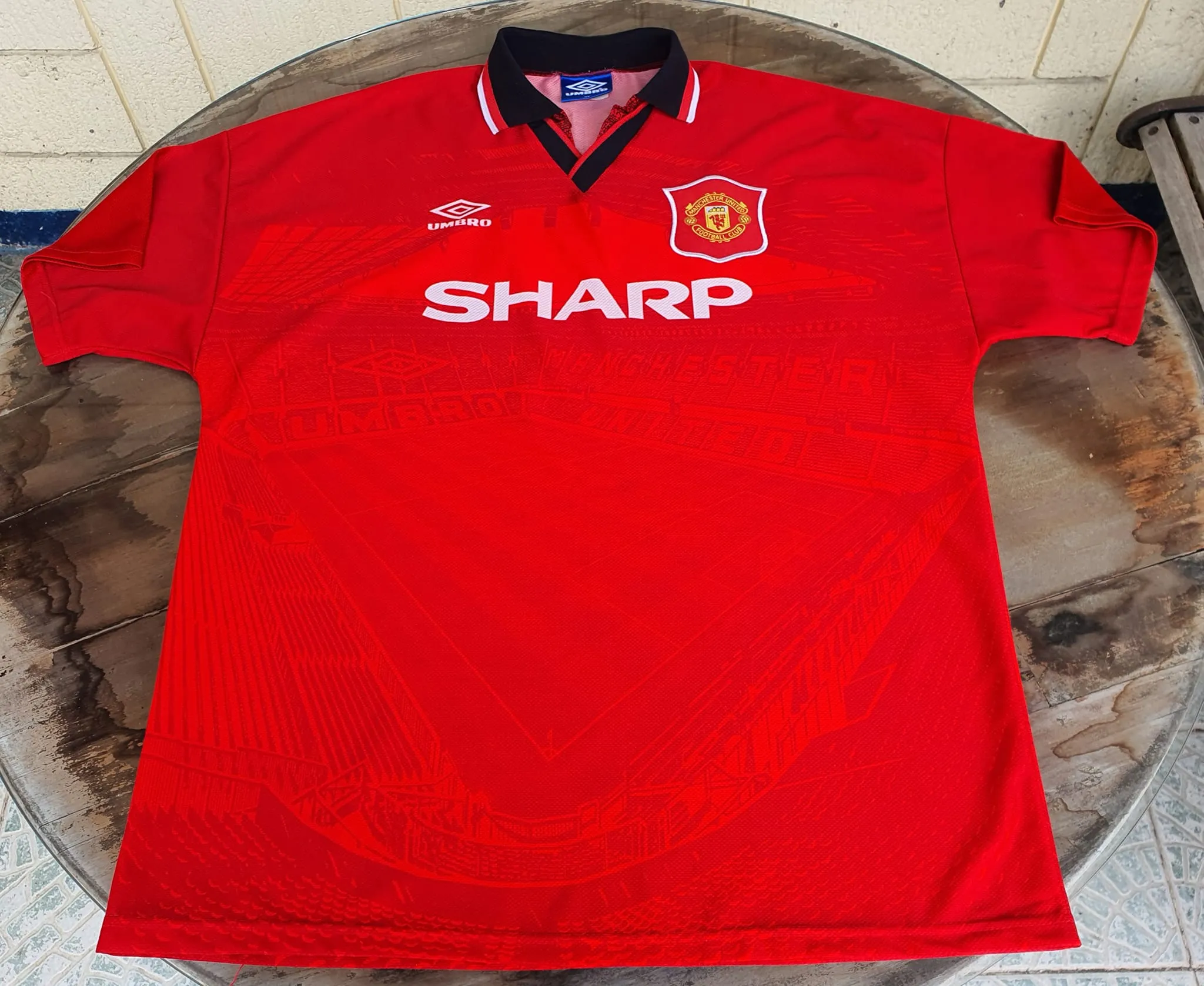ENGLISH PREMIER MANCHESTER UNITED FC 1995-96 PREMIER LEAGUE CHAMPION ERIC CANTONA JERSEY UMBRO SHIRT XL SOLD !