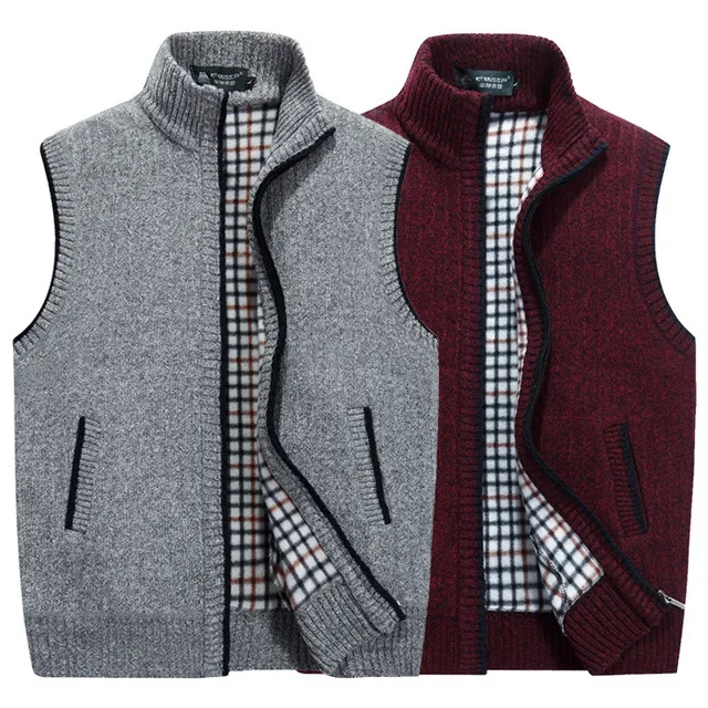 Fashionable Men's Sleeveless Sweater Vest for Cold Weather