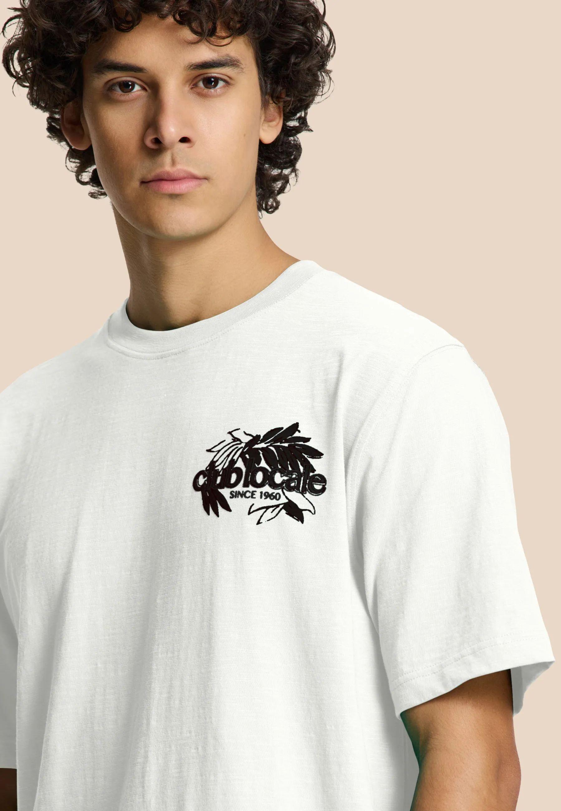 FINN relaxed t-shirt club locale