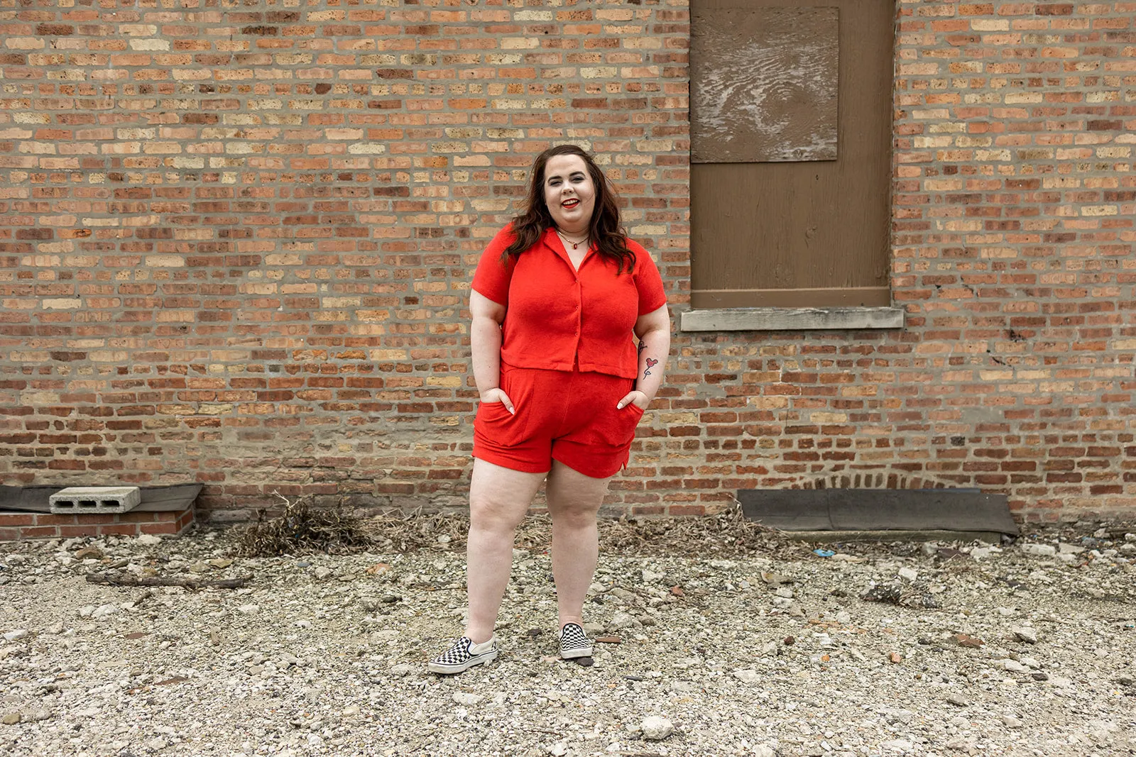 jocelyn shorts in cherry red