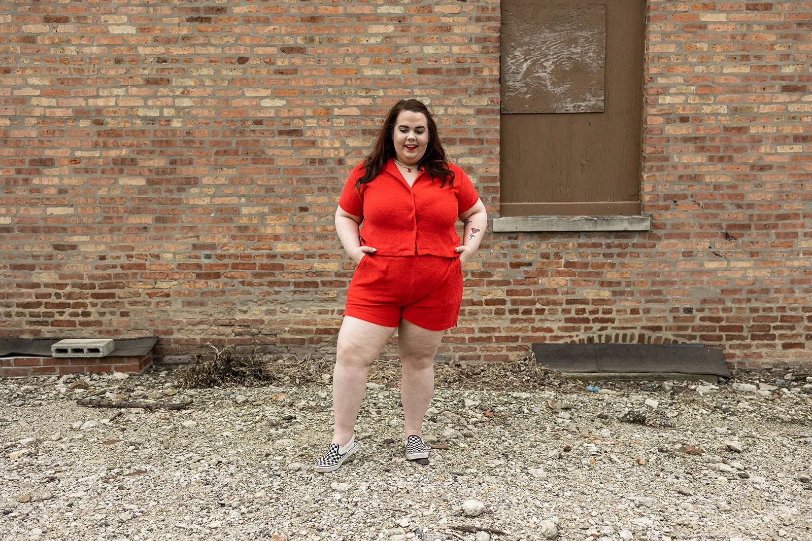 jocelyn shorts in cherry red