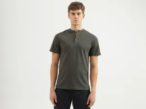 Men's Regular Fit Henley Neck Textured T-Shirt