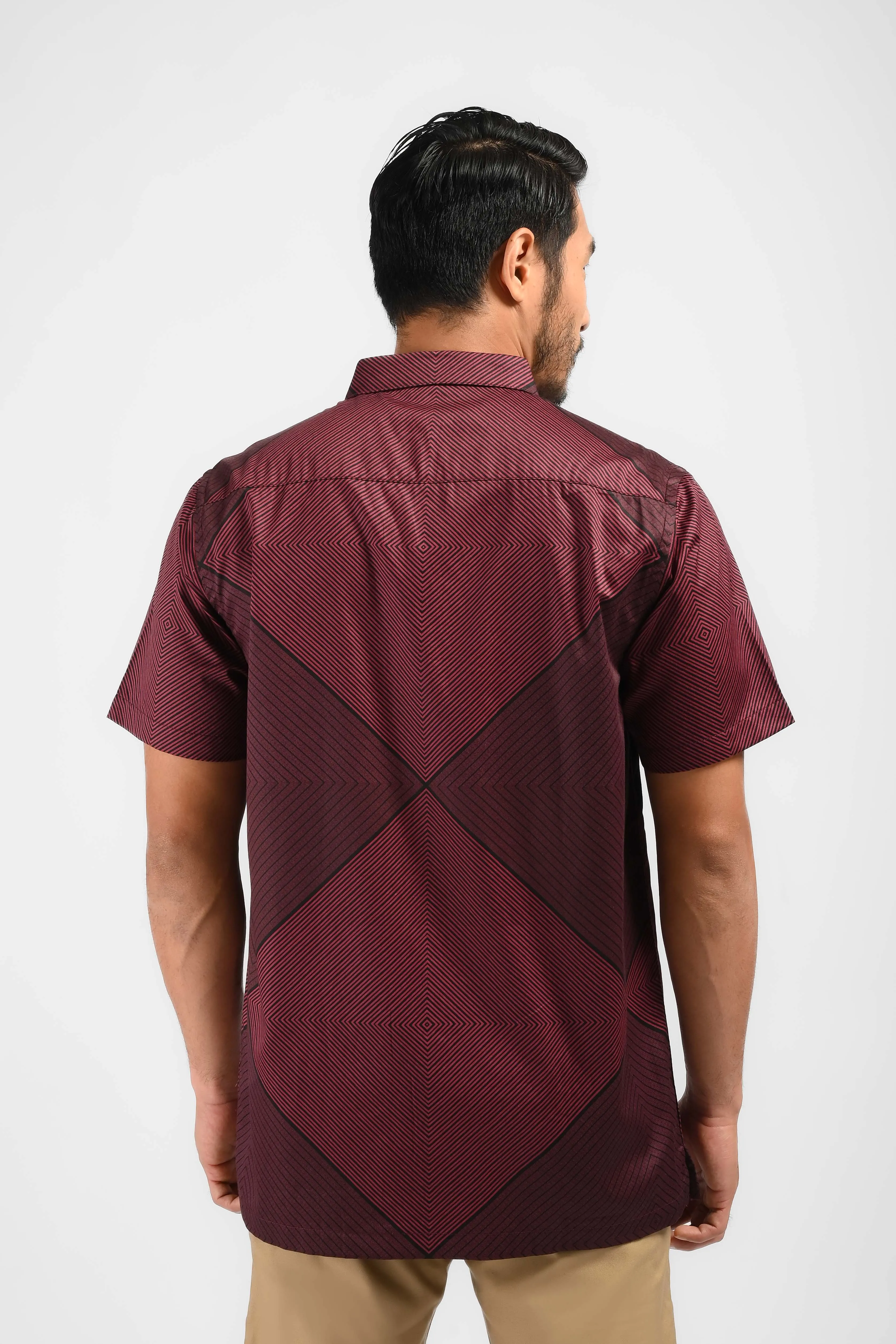 MOC Kemeja Lengan Pendek Pria DOBREV-MAROON