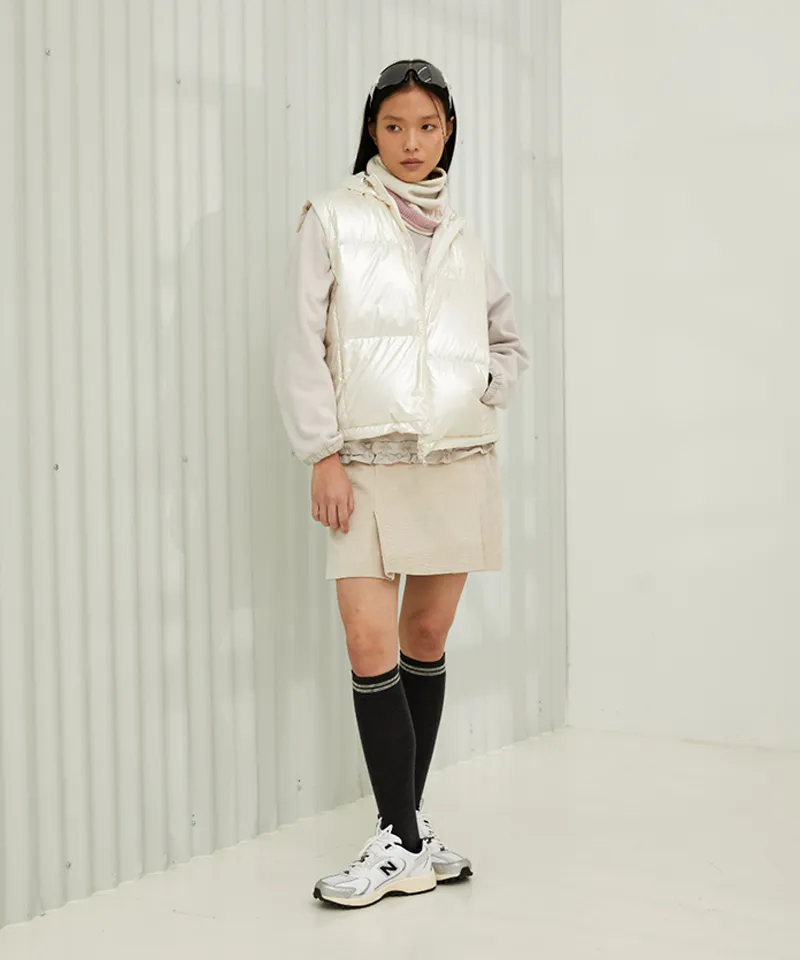 Monday Flow Women's Munple Goose Down Vest - White