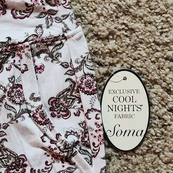 NWT Soma Embraceable Cool Nights pajama set Size XS Dainty floral ivory boarder