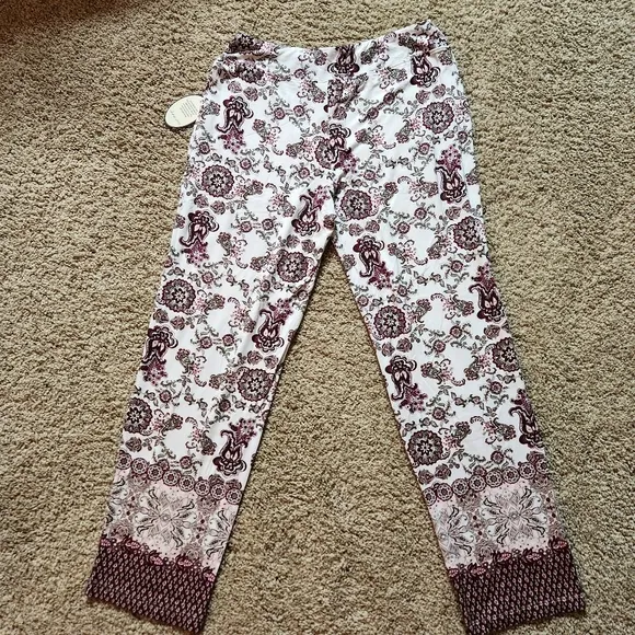 NWT Soma Embraceable Cool Nights pajama set Size XS Dainty floral ivory boarder