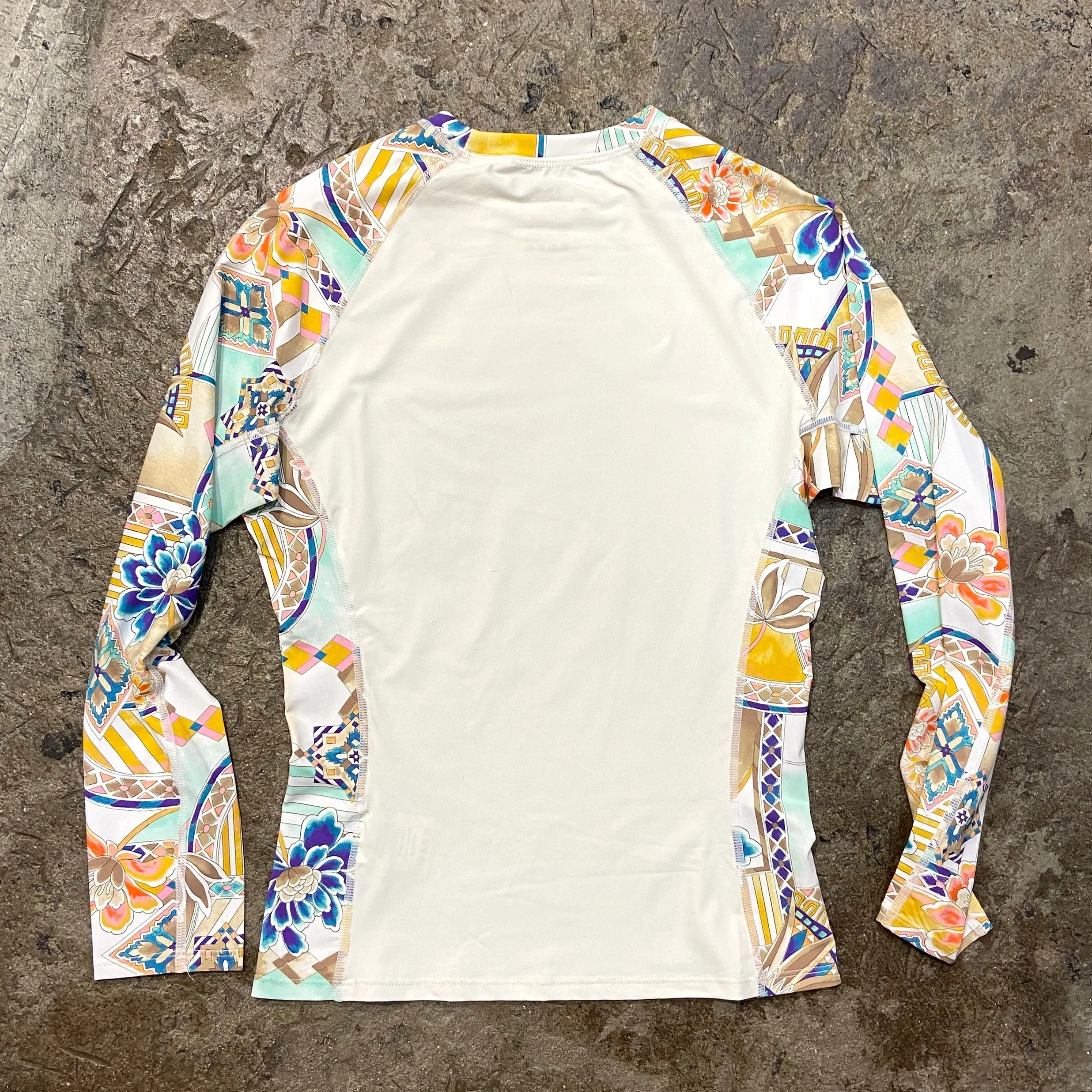 O'NEILL   WOMAN BASIC SKINS 50  L/S RASH GUARD