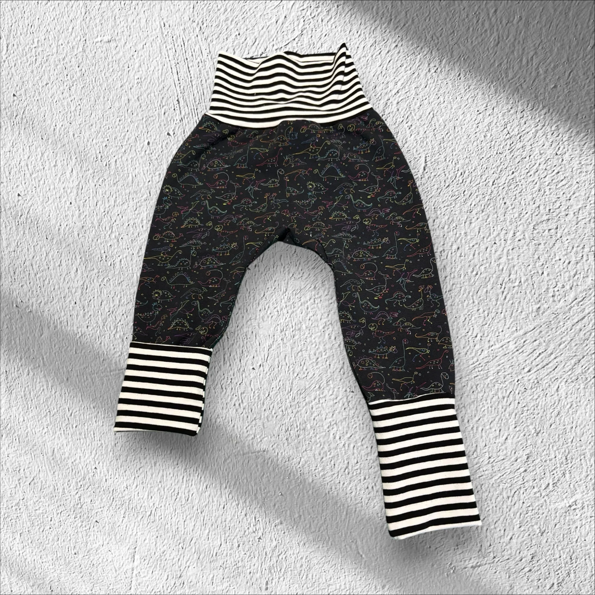 Pantalons évolutifs - Dinosaures multicolores