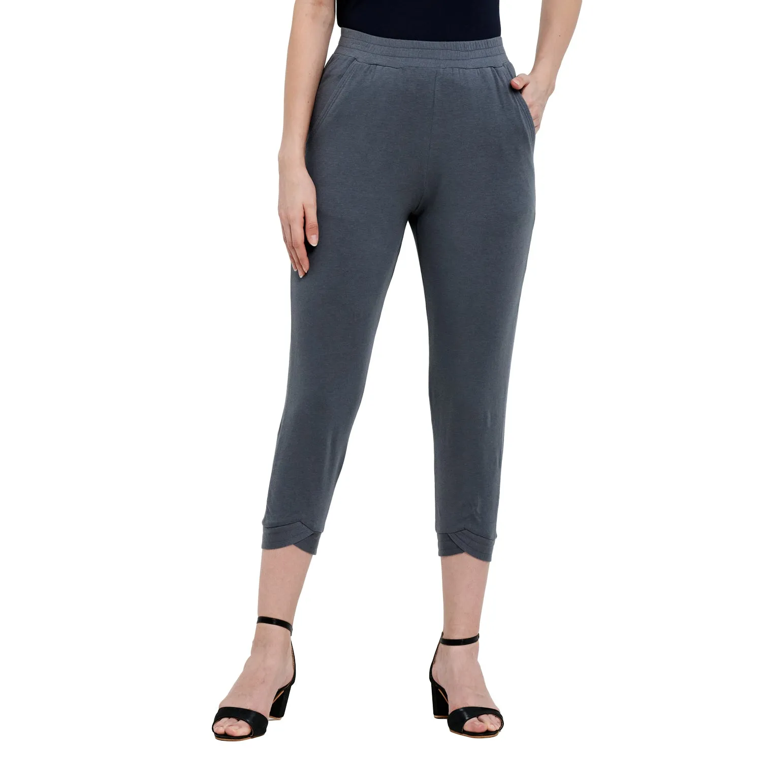 PETAL DETAILED PANT ( PAPERCORN)
