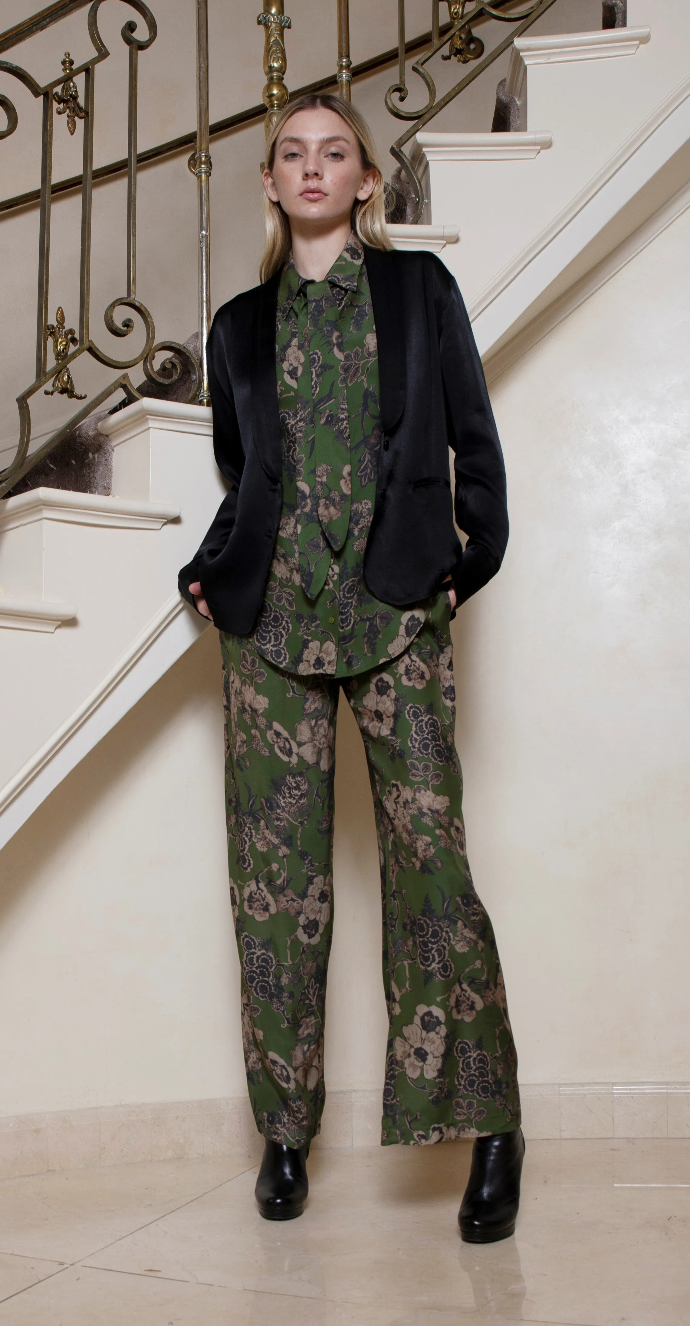 Printed LA Loose Shirt Black Grey Botanical