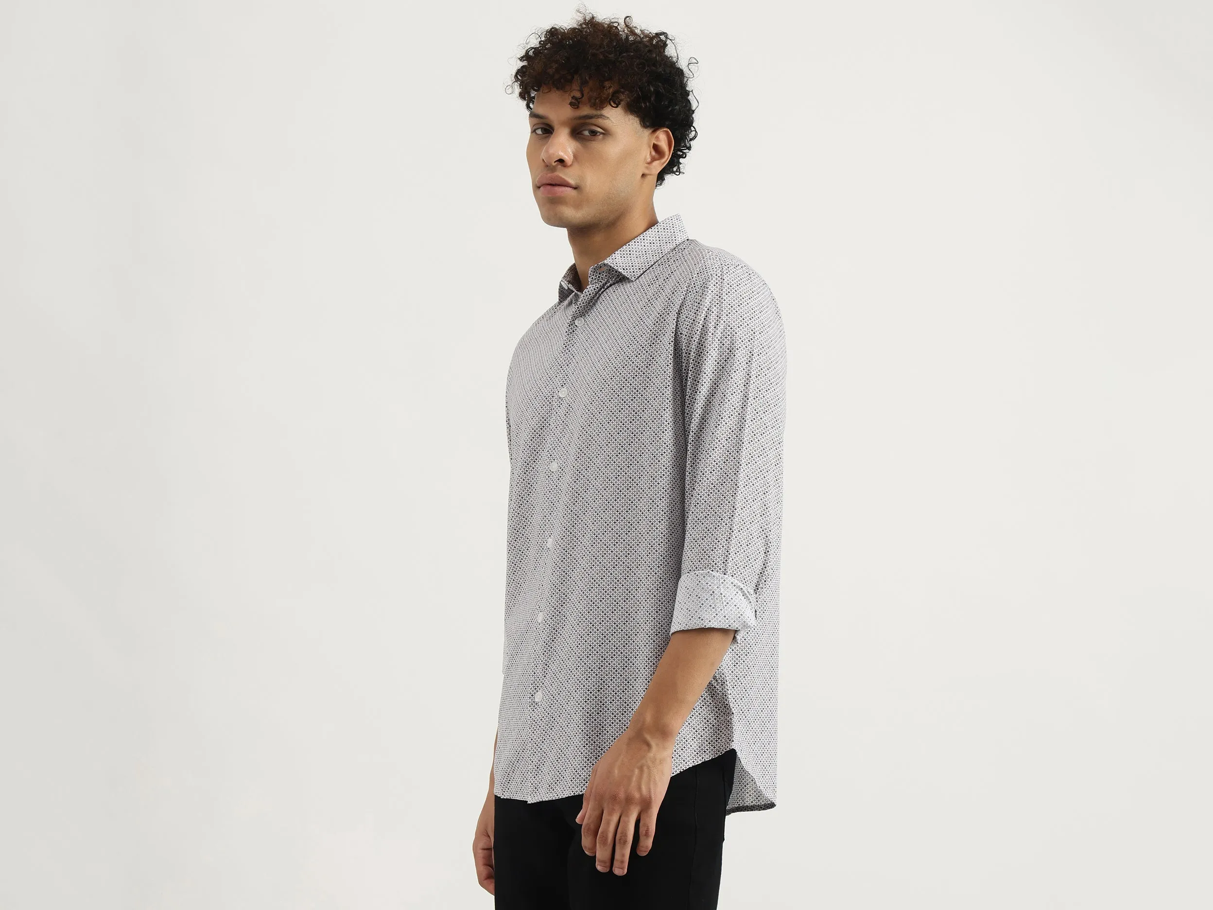 Regular Semi-Cutaway Geometric Print Shirt