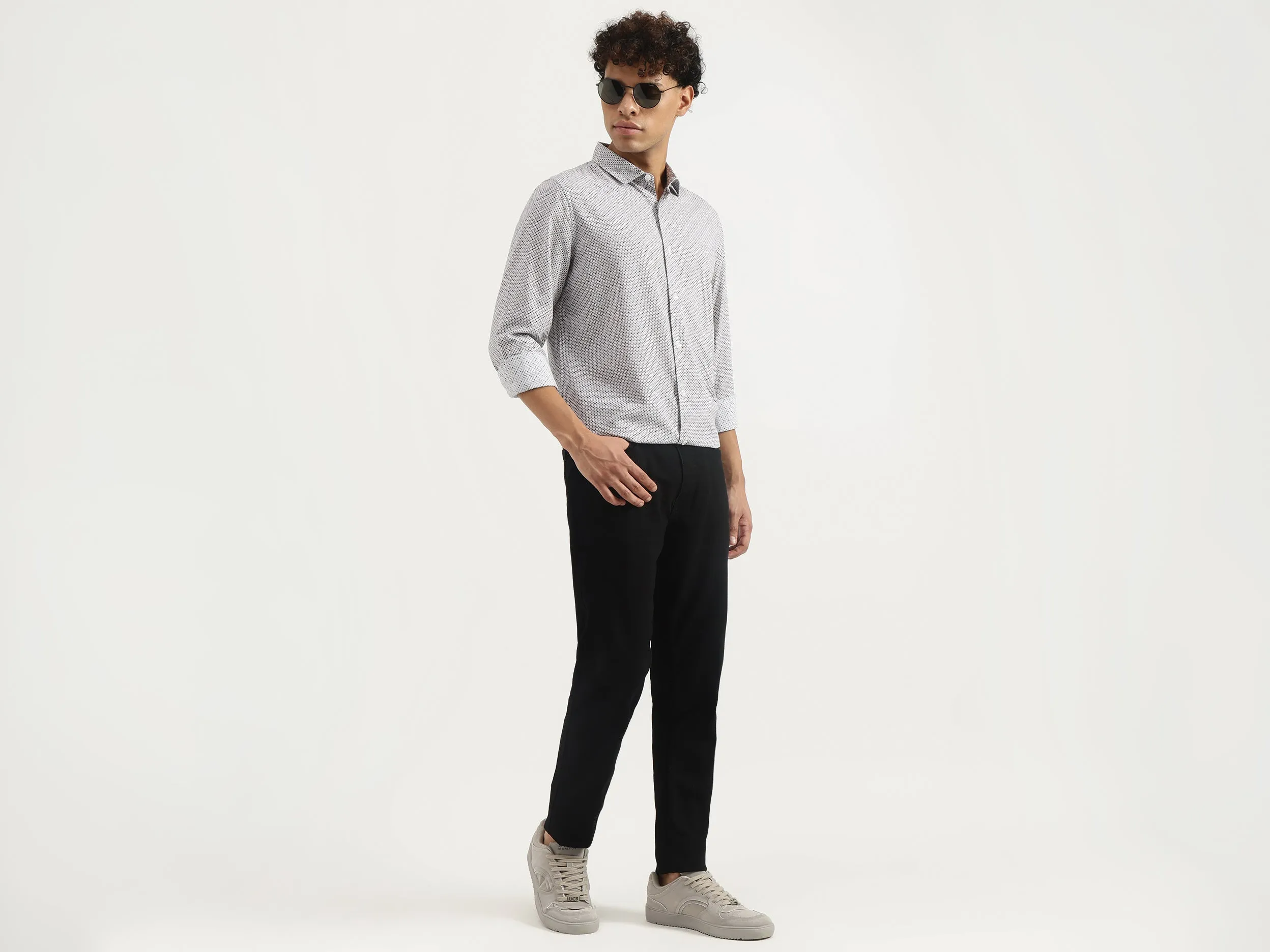 Regular Semi-Cutaway Geometric Print Shirt