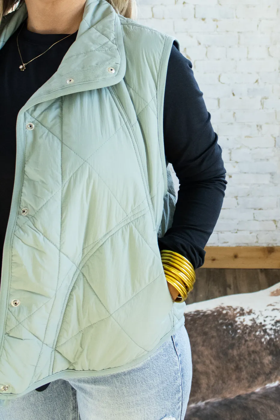 Reina Vest