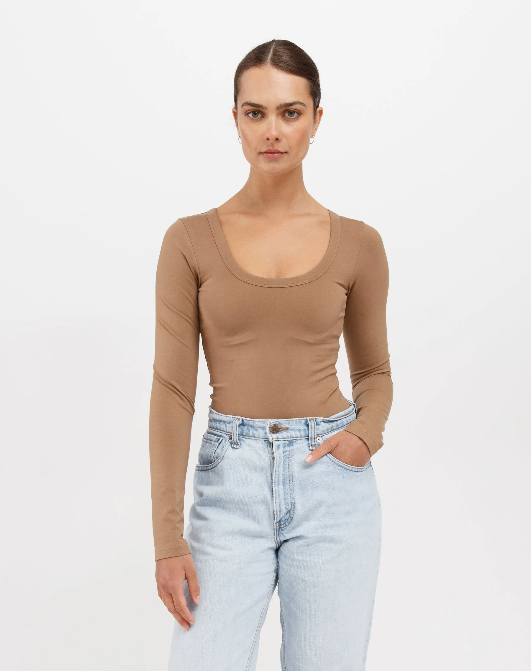 Scoop Neck Long Sleeve