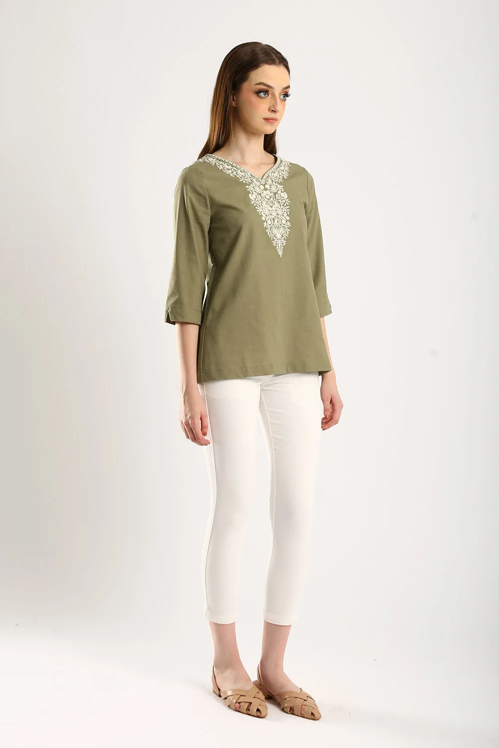 Simple Spirit Stretchable Cotton Pants in White