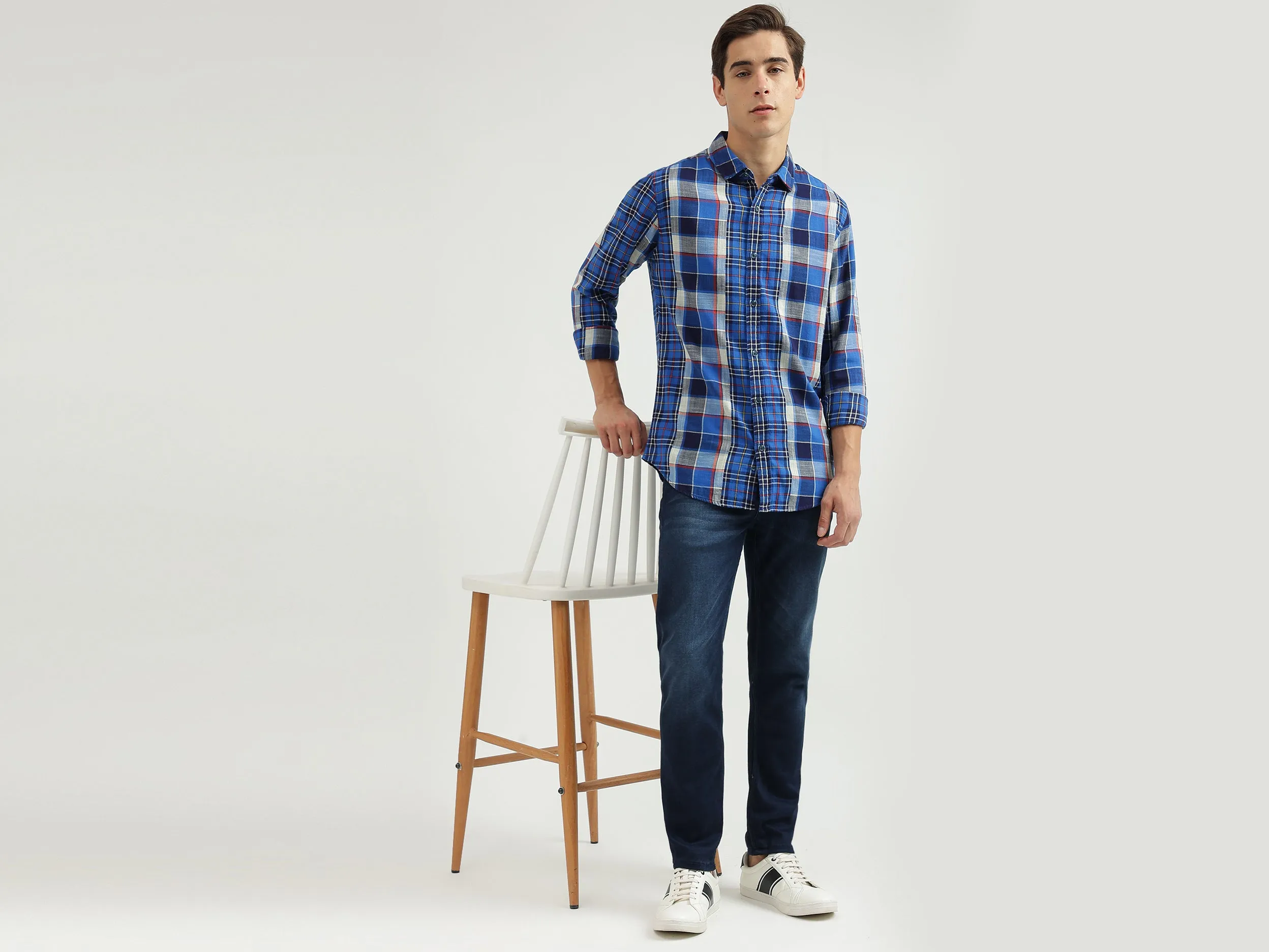 Slim-Fit Spread Collar Check Printed Shirt