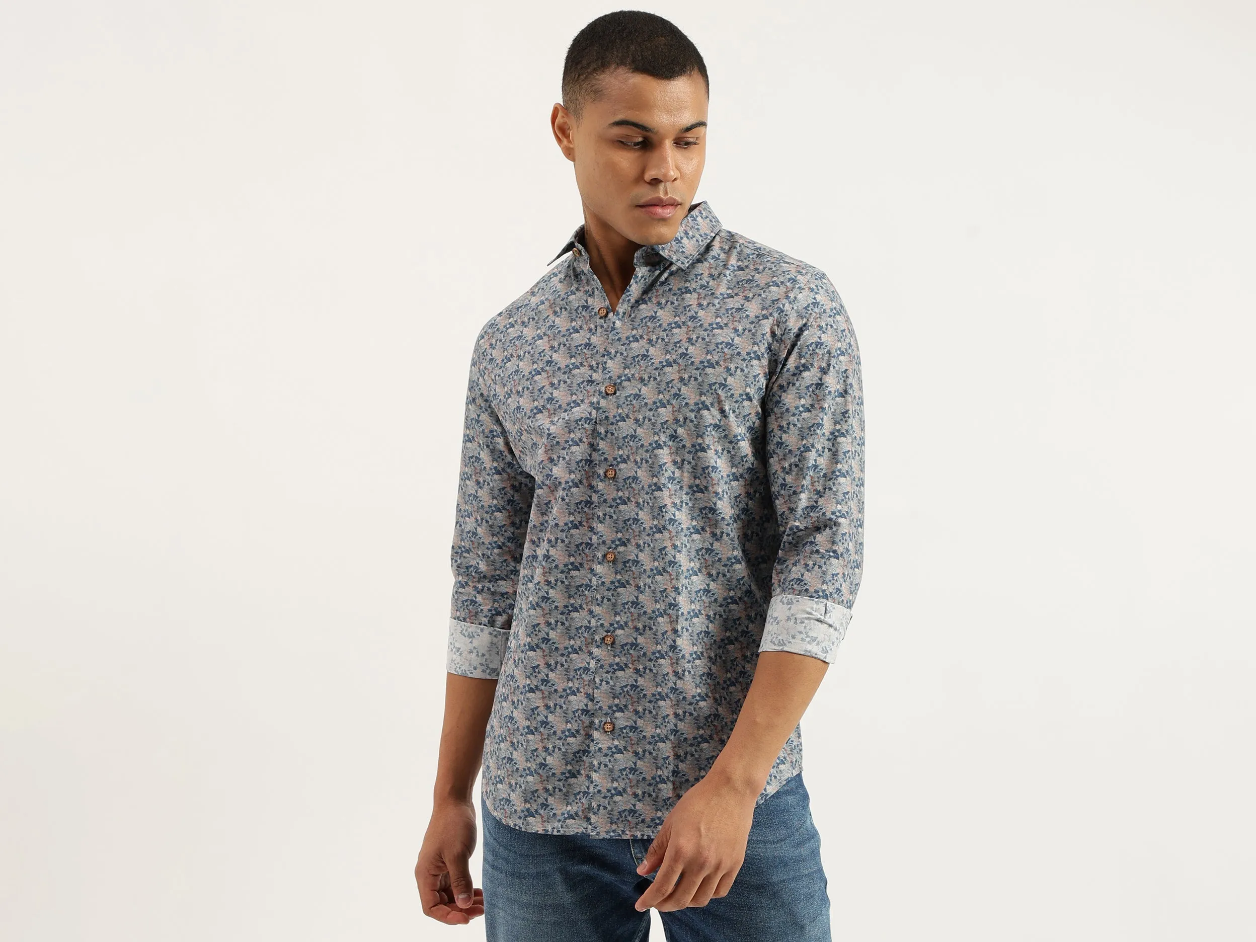 Slim Fit Spread Collar Printed Shirts