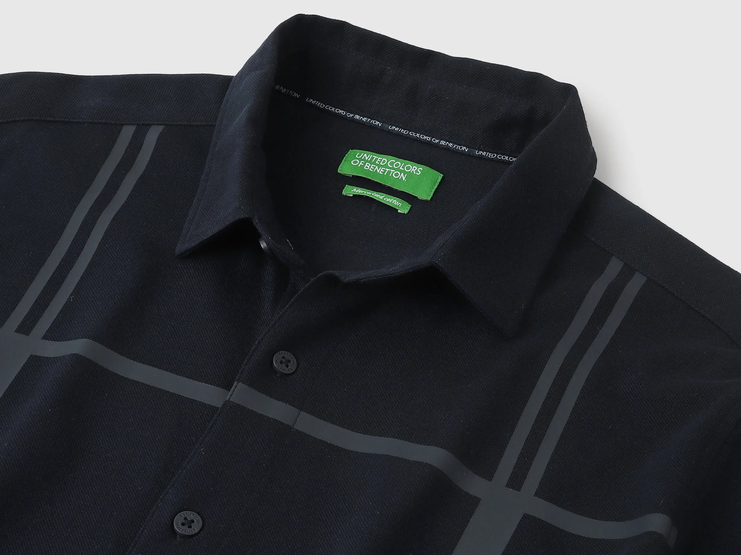 Slim Fit Spread Collar Striped Shirt