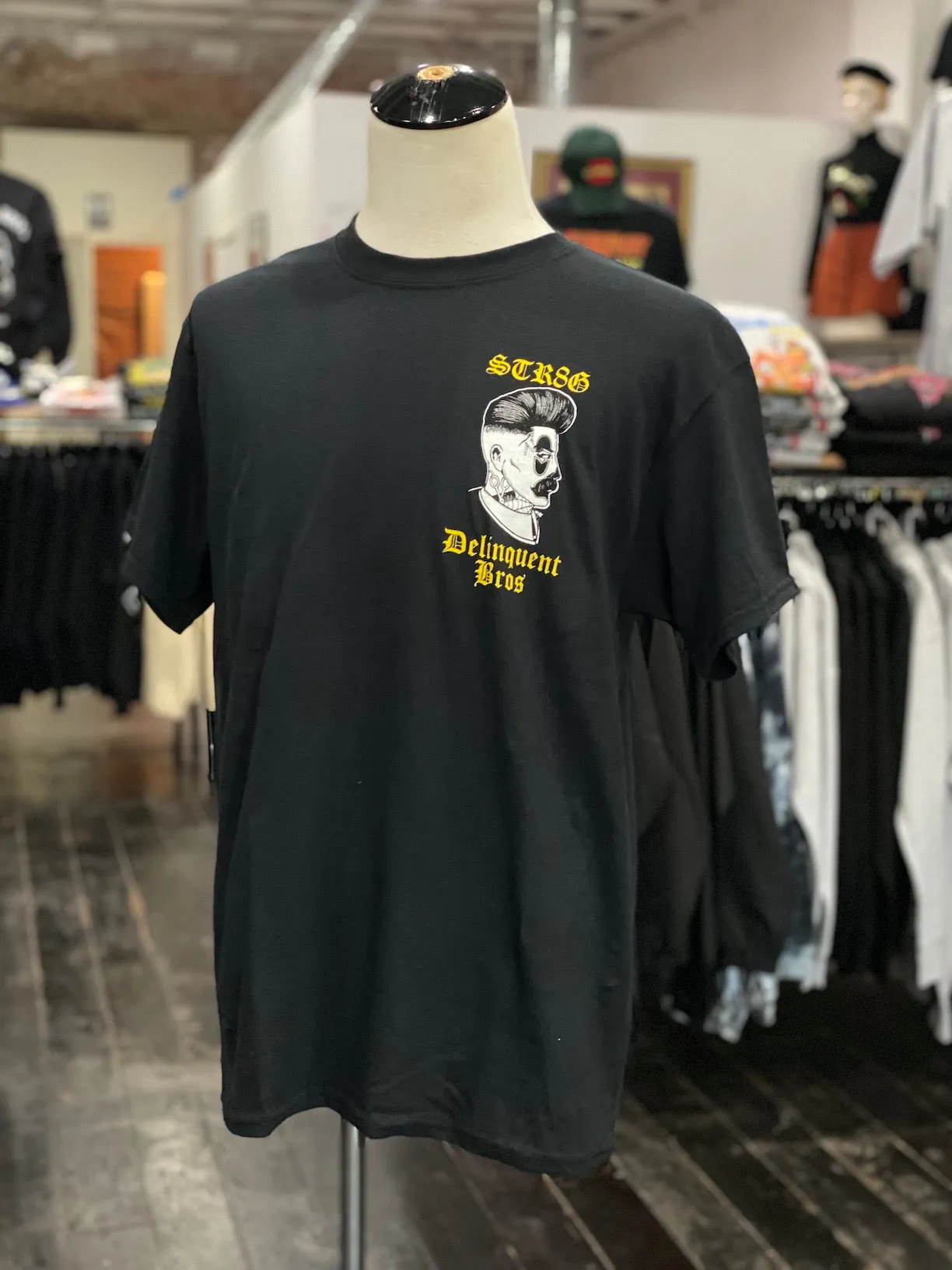 STR8G Tee in Black