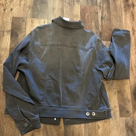 Torrid Denim Jacket sz 0 NWT