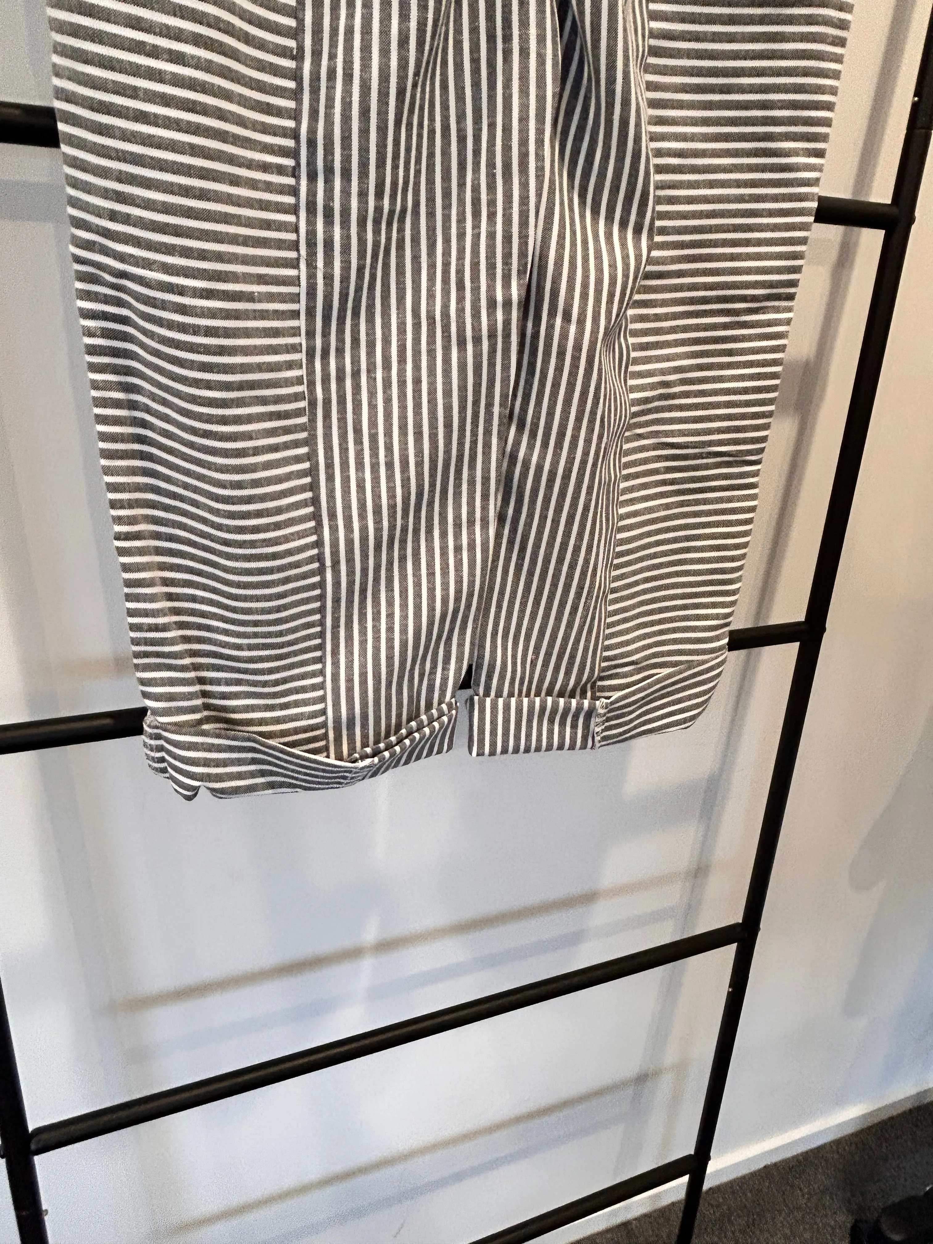 Unknown Brand - Striped Pants Sized 12