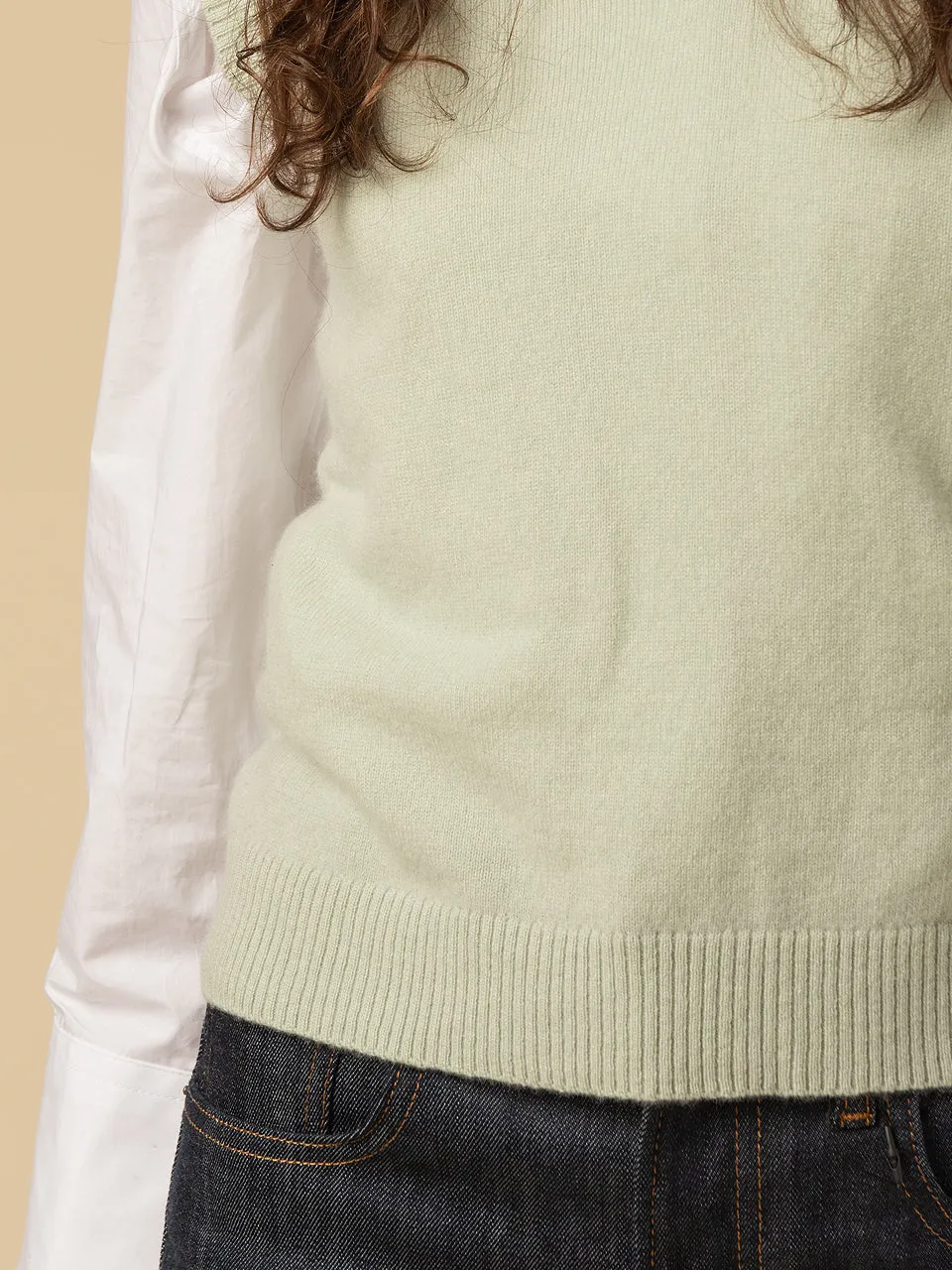 V Neck Vest_Pistachio