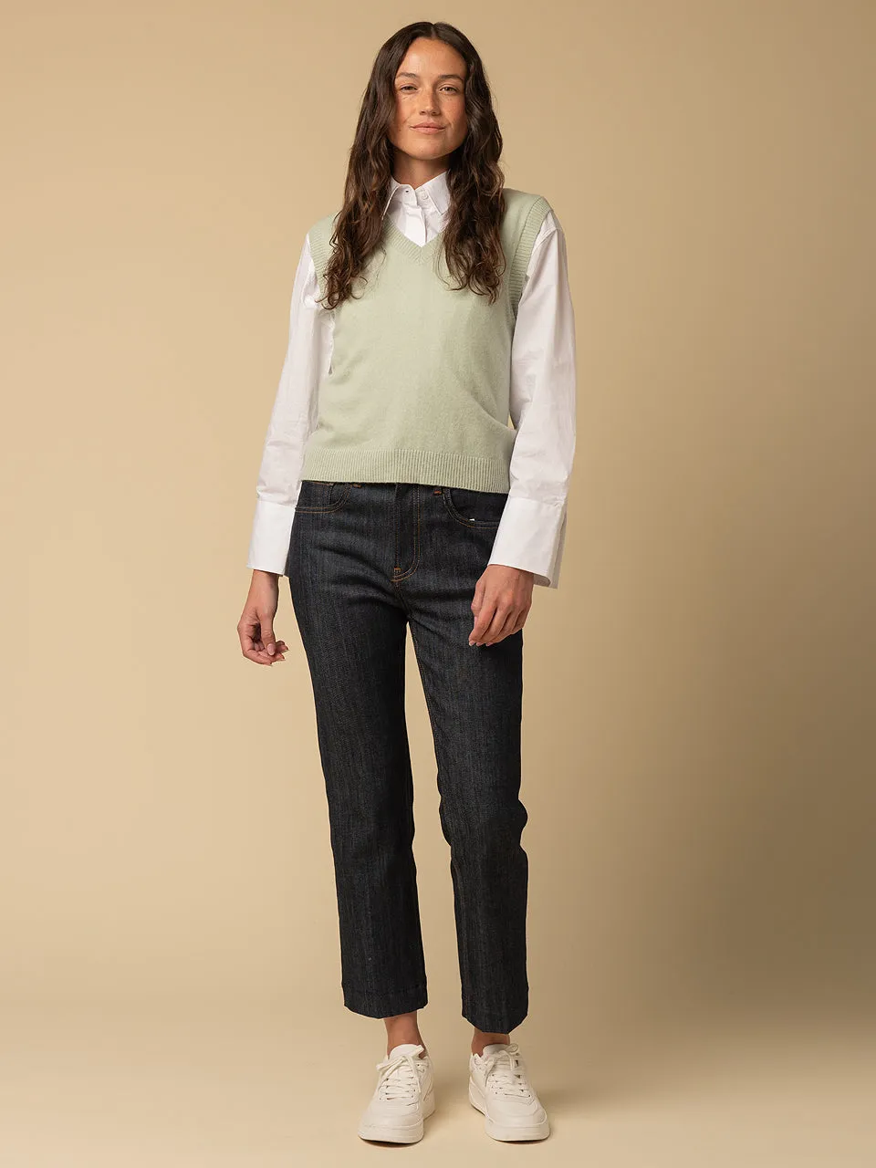 V Neck Vest_Pistachio