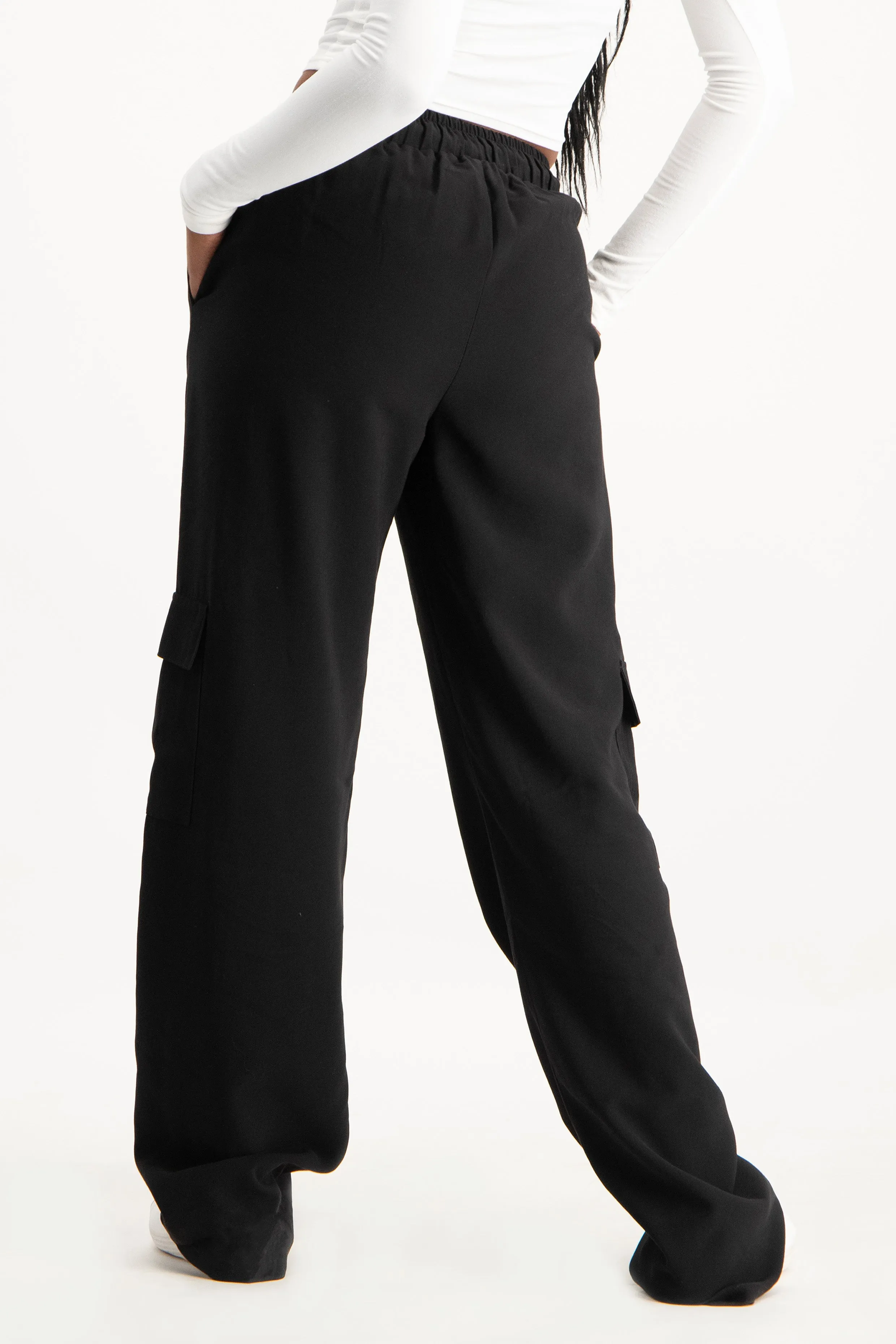 Wide Leg Cargo Pant