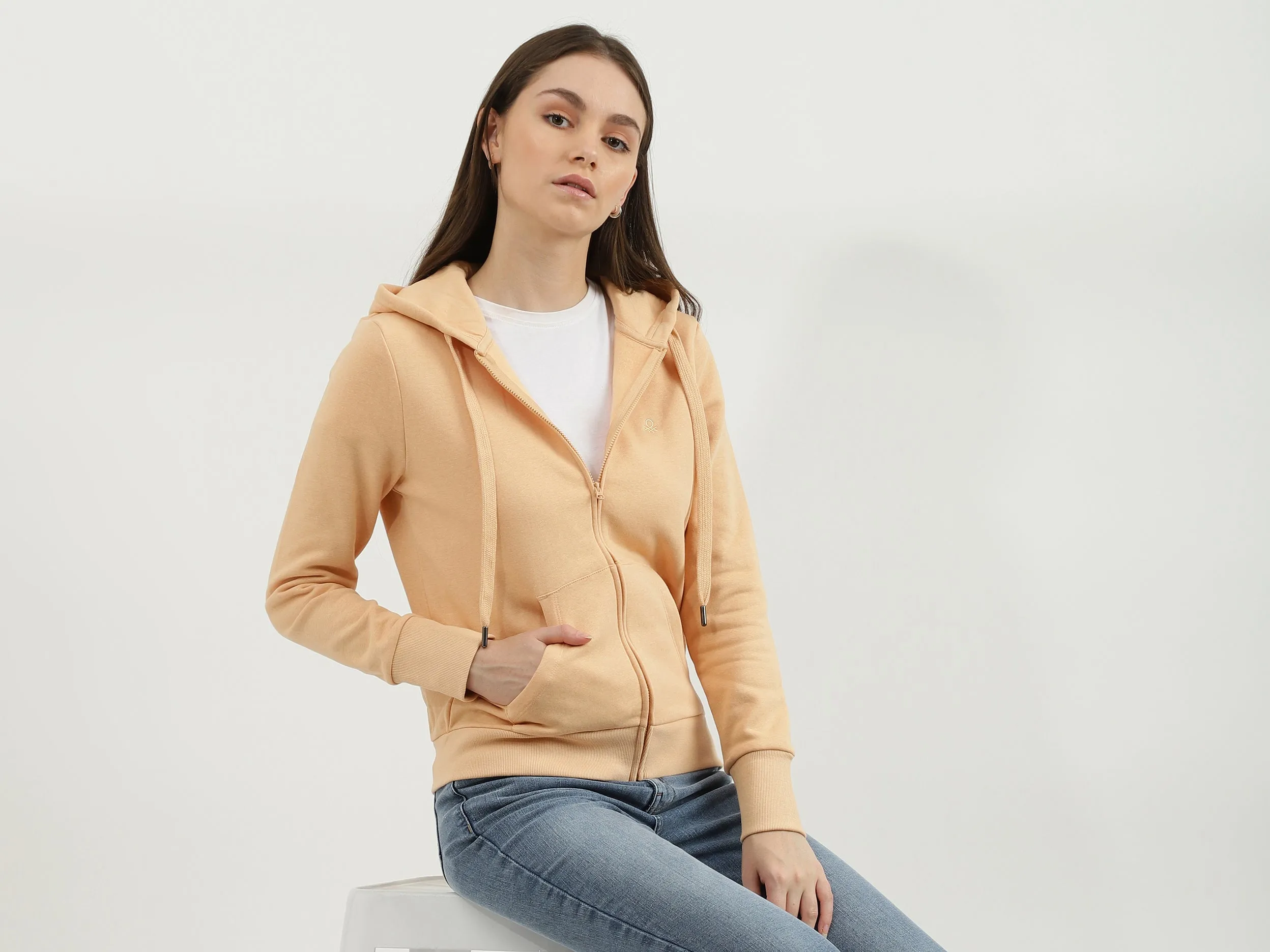 Women Solid Hooded Neck Sweatshirt